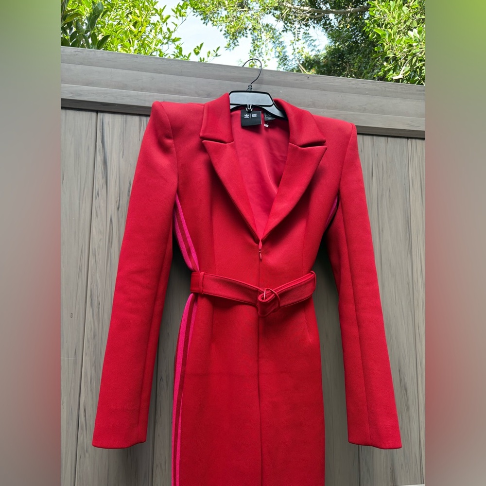 ❌SOLD❌Adidas x Ivy park Jumpsuit 3.0 Power Red w/ Pink Stripes - Picture 6 of 12